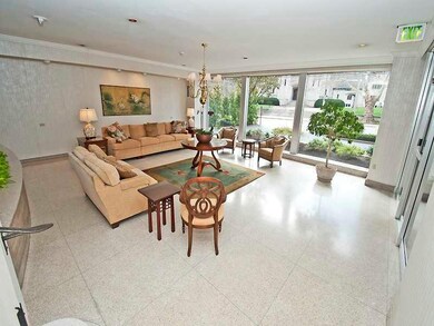 Lobby/Reception.