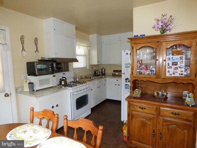 43 Fullerton Heights Ave, Nottingham, MD 21236 - photo 5