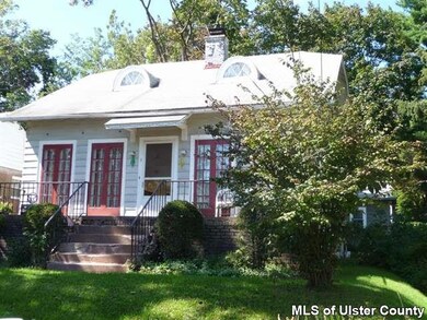 9 Forsythe Place, Newburgh, NY 12550 - photo 2