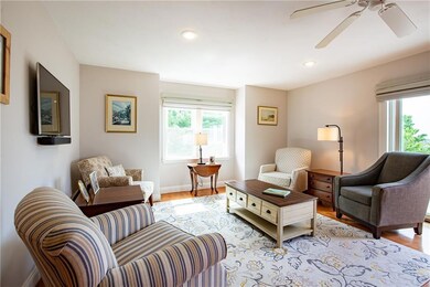 201 Fairway Dr, Middletown, RI 02842 - photo 5