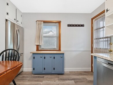 53 Braemore Rd, Waltham, MA 02451 - photo 6