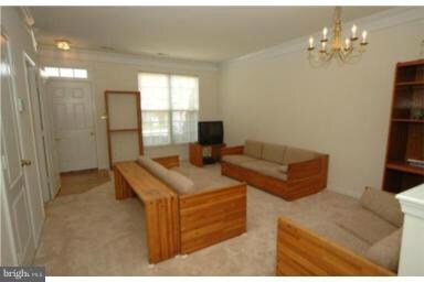 13115 Park Crescent Cir, Herndon, VA 20171 - photo 6