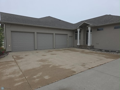 716 Northridge Way, West Fargo, ND 58078 - photo 2