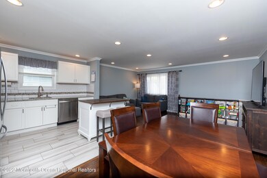 Dining/Kitchen into LR