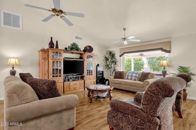 8255 E Navarro Ave, Mesa, AZ 85209 - photo 3