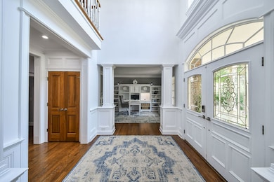 3N943 Walt Whitman Rd, Saint Charles, IL 60175 - photo 4