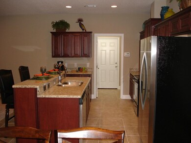 Kitchen 004