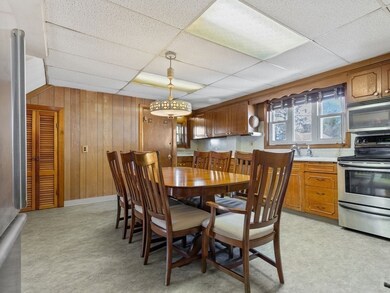 1759 N Shore Rd unit 2, Revere, MA 02151 - photo 4