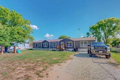 1044 Meadow Oaks St, Azle, TX 76020 - photo 7