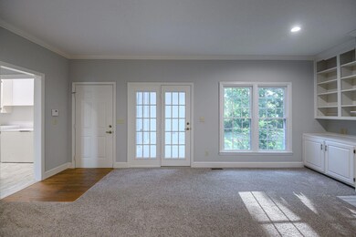 221 Megan Cir, Shelbyville, TN 37160 - photo 5