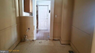 4108 Fairview Ave, Baltimore, MD 21216 - photo 7