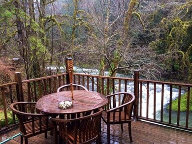 outdoor entertaining area