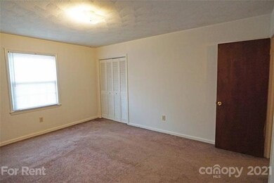 4887 County Home Rd unit G2, Conover, NC 28613 - photo 6