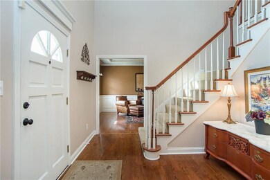 10521 Chestnut Hill Cir, Fishers, IN 46037 - photo 3