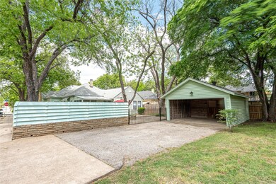 117 W Lee Ave, Weatherford, TX 76086 - photo 3