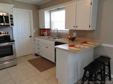 800 W Oakland St, Broken Arrow, OK 74012 - photo 4