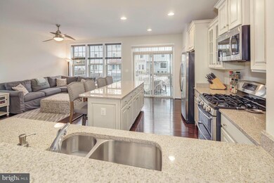 1405 Occoquan Heights Ct, Occoquan, VA 22125 - photo 2