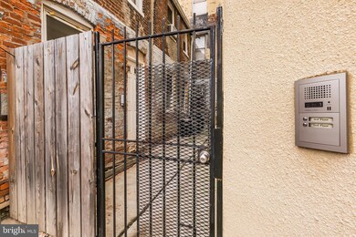 910 S Charles St unit B, Baltimore, MD 21230 - photo 2