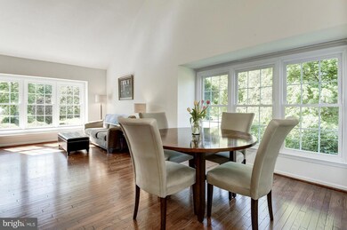 13224 Ladybank Ln, Herndon, VA 20171 - photo 7