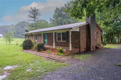 5862 Little Beane Store Rd, Seagrove, NC 27341 - photo 2