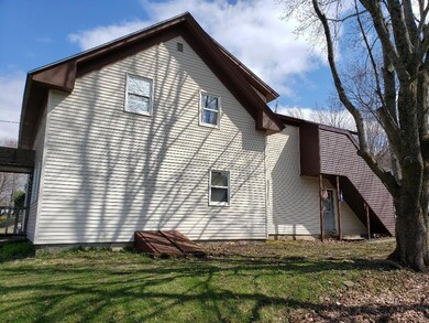 122 Spring St, Dexter, ME 04930 - photo 4