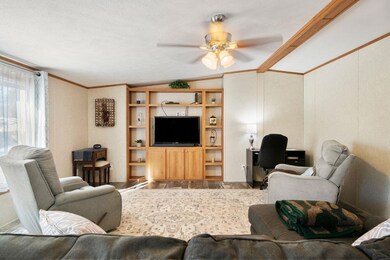 1 Glenn Dr, Allenstown, NH 03275 - photo 4