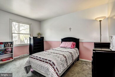 5470 Marsh Hawk Way, Columbia, MD 21045 - photo 7