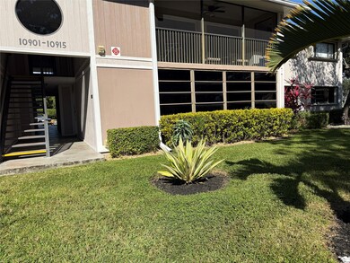 10905 W Clairmont Cir, Tamarac, FL 33321 - photo 3