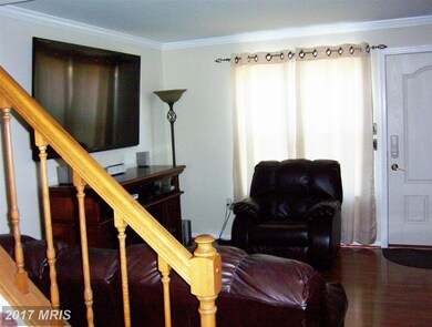 15275 Valley Stream Dr, Woodbridge, VA 22191 - photo 5