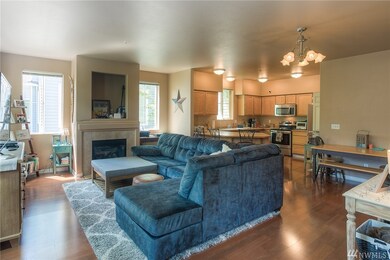 2651 Erwin Ave unit B, Dupont, WA 98327 - photo 2