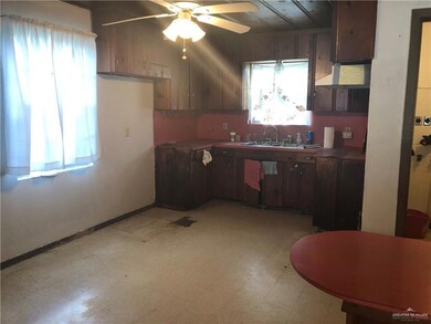 404 Walter Wagers St, Weslaco, TX 78599 - photo 7