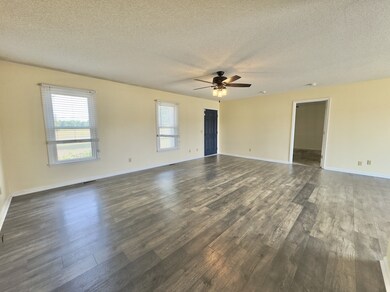 2010 S Cannon Blvd, Shelbyville, TN 37160 - photo 6