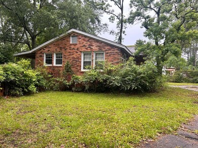 923 Bendat St, McComb, MS 39648 - photo 3