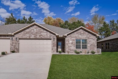 1027 Nottington St, Mountain Home, AR 72653 - photo 2