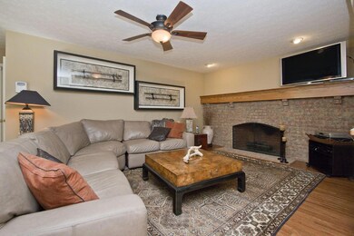 6046 Sedgwick Rd, Columbus, OH 43235 - photo 4