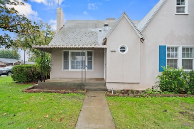 4570 E Tulare St, Fresno, CA 93702 - photo 2