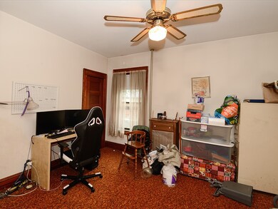 30 Bemis St, Chicopee, MA 01013 - photo 4