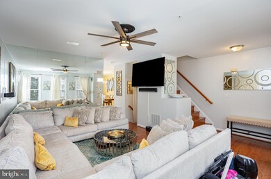 9136 Carriage House Ln, Columbia, MD 21045 - photo 7