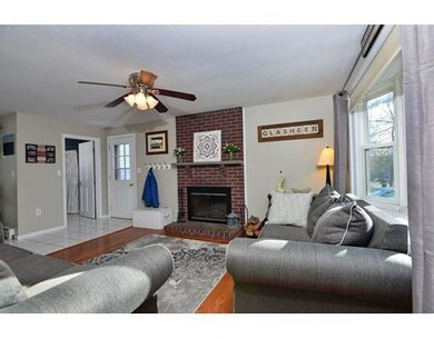 21 Short St, Franklin, MA 02038 - photo 4