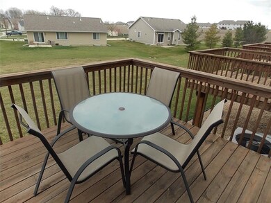 5937 Muirfield Dr SW unit 3, Cedar Rapids, IA 52404 - photo 7