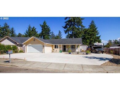 2070 Willow St, Florence, OR 97439 - photo 2