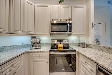 1051 Winding Pines Cir unit 203, Cape Coral, FL 33909 - photo 6