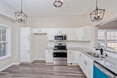 368 Village Dr, Frankfort, KY 40601 - photo 5