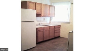 1117 N Mount St, Baltimore, MD 21217 - photo 3