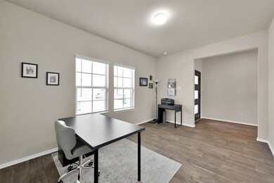 14223 Kings Canyon Ln, Shenandoah, TX 77384 - photo 7