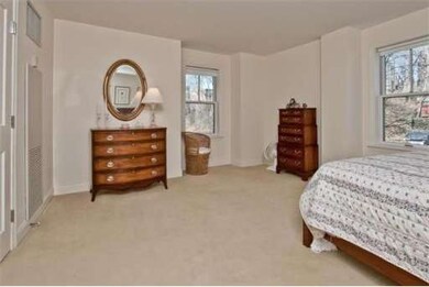 2 St Paul St unit 4, Brookline, MA 02446 - photo 3