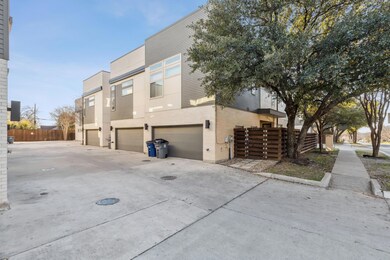 2207 Lola Ct, Dallas, TX 75206 - photo 2