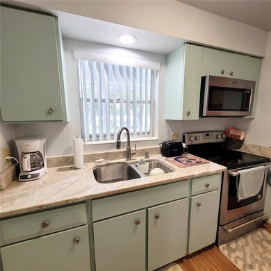 3900 Roxane Blvd unit 10B, Sarasota, FL 34235 - photo 7