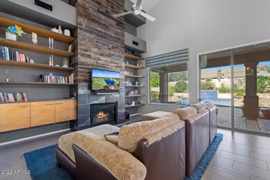 07-Family Room