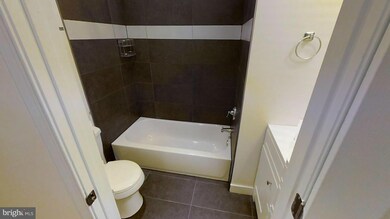 212 E Chase St, Baltimore, MD 21202 - photo 7